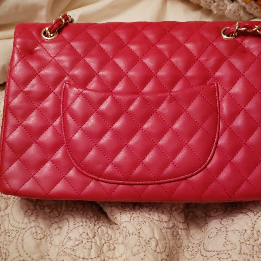 Red bag - Picture 6 of 6